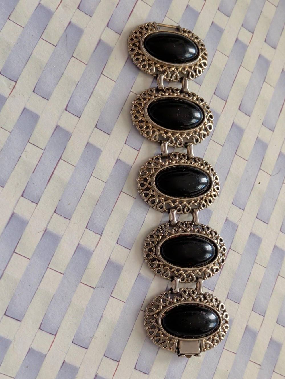 Vintage 1960s Unmarked Black Glass Filigree Link Bracelet | Victorian Revival
